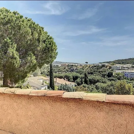 Maxime Golfe De Saint Tropez Сент-Максим